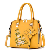 Bolsa Feminina Transversal com Detalhes Florais - Janelaila Moda